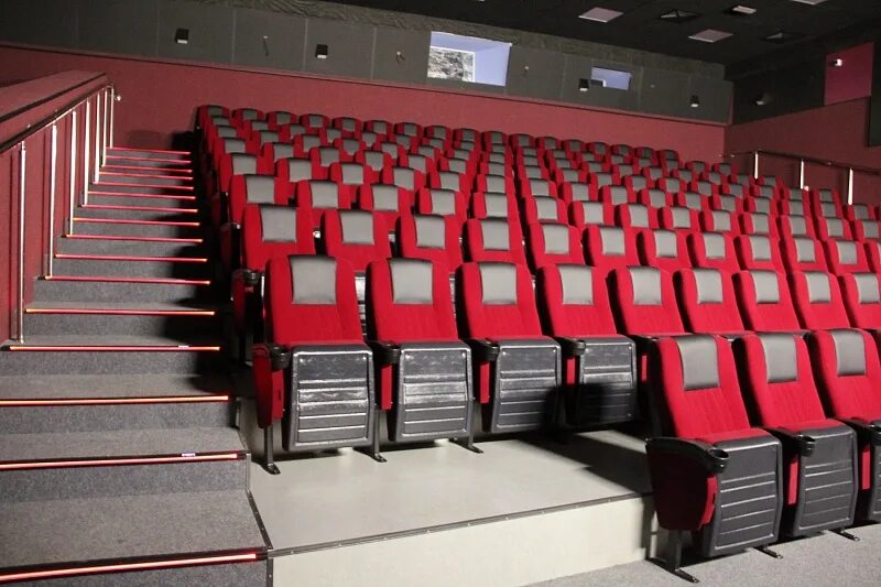 Зал 8 программа. Кинотеатр октябрь каро зал 4. каро октябрь зал 10. кинотеатр октябрь на арбате зал 4. кинотеатр каро 11 октябрь.