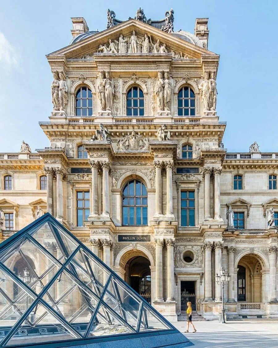 Лувр париж архитектура. Париж. Французская архитектура. Французская архитектура. Париж.