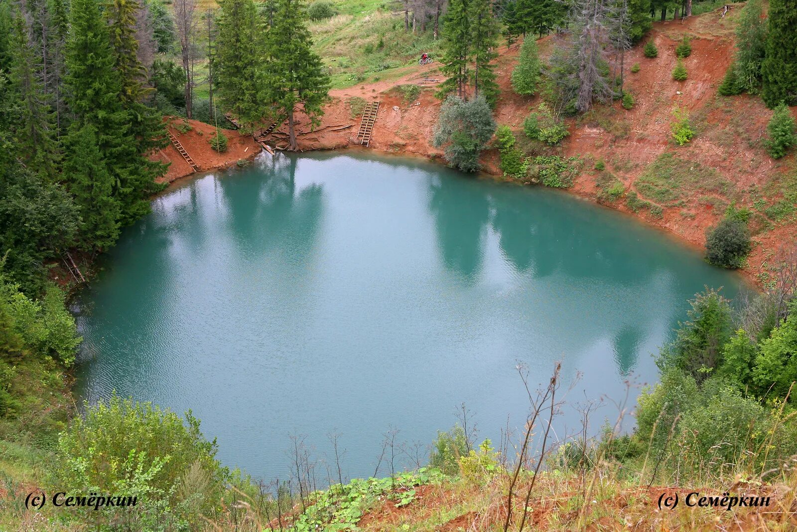 Голубой глаз озеро марий эл. Речку глаз. Карстовое озеро морской глаз республика марий эл. Озеро морской глаз в марий эл. Голубое озеро йошкар ола.