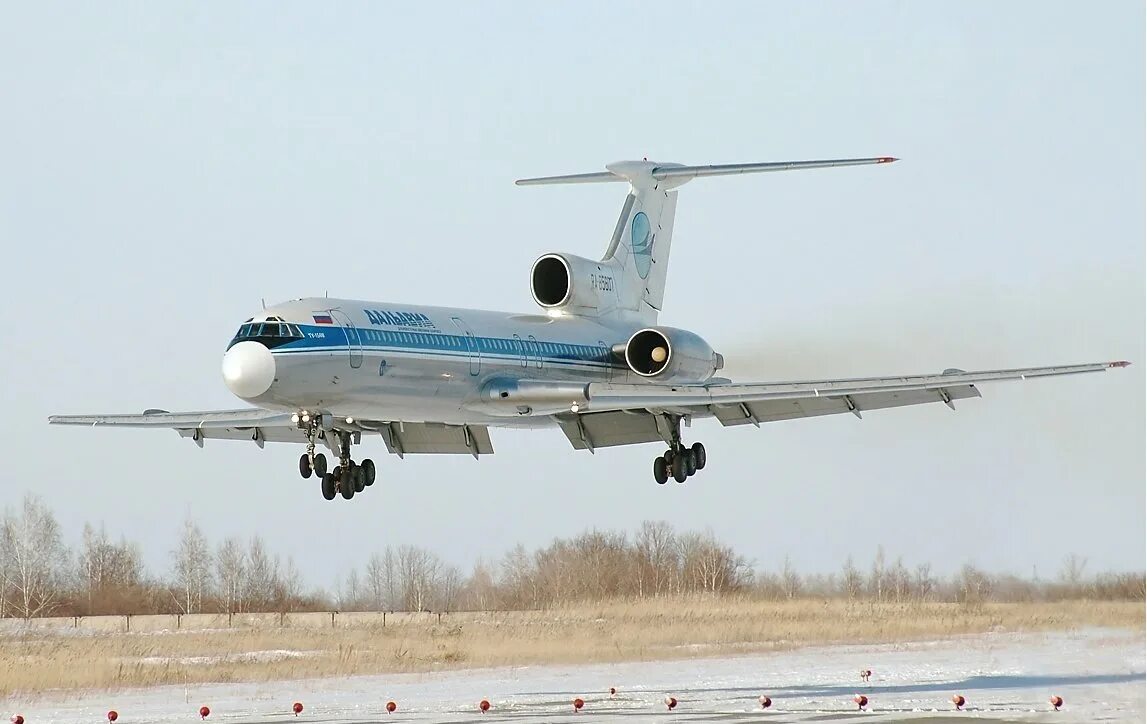 Самолет ту 154. Туполев 154м. ту-154 пассажирский самолёт. туполев ту 154 самолет.