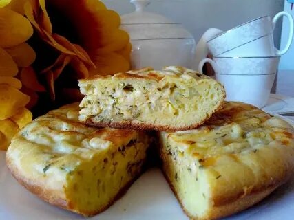Испечь пироги с сыром