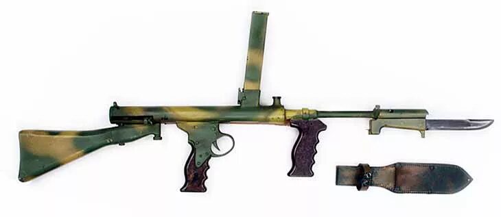 Национальное оружие австралии. Штык нож АК 12. Штык нож для пулемета. Пулемет со штыком.