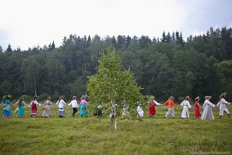 Город красный луг