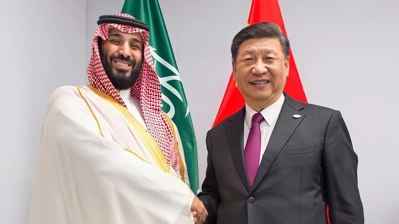 Саудовская аравия перевод. Король Салман си Цзиньпин. XI Cinpin bin Salman. Саудовская Аравия i kitay.