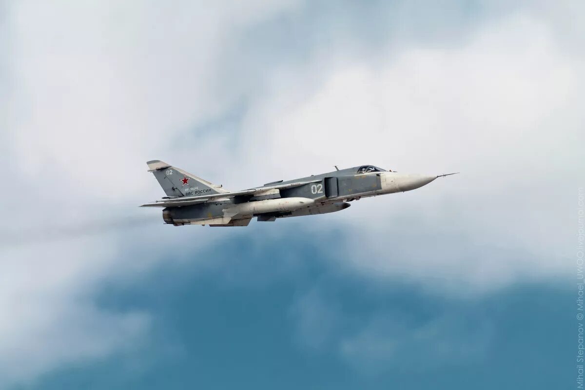 Су 24 песня