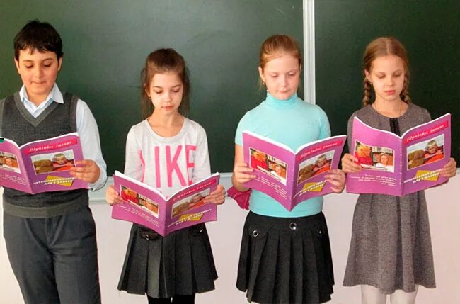 железников история с азбукой. железников голубая катя. железников история с азбукой обложка. железняков азбука. железников история с азбукой рисунок.