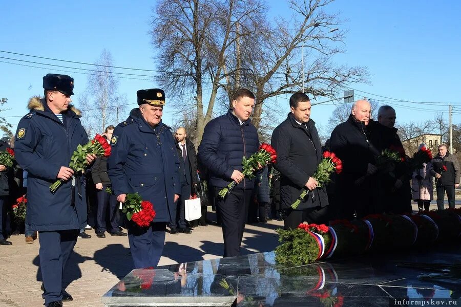 Похороны 6 роты псковских десантников. Память десантникам в Пскове. Украина погибло псков