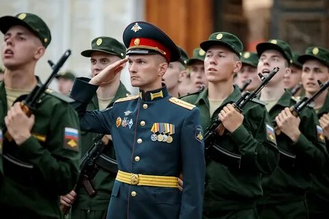Быть военным престижно
