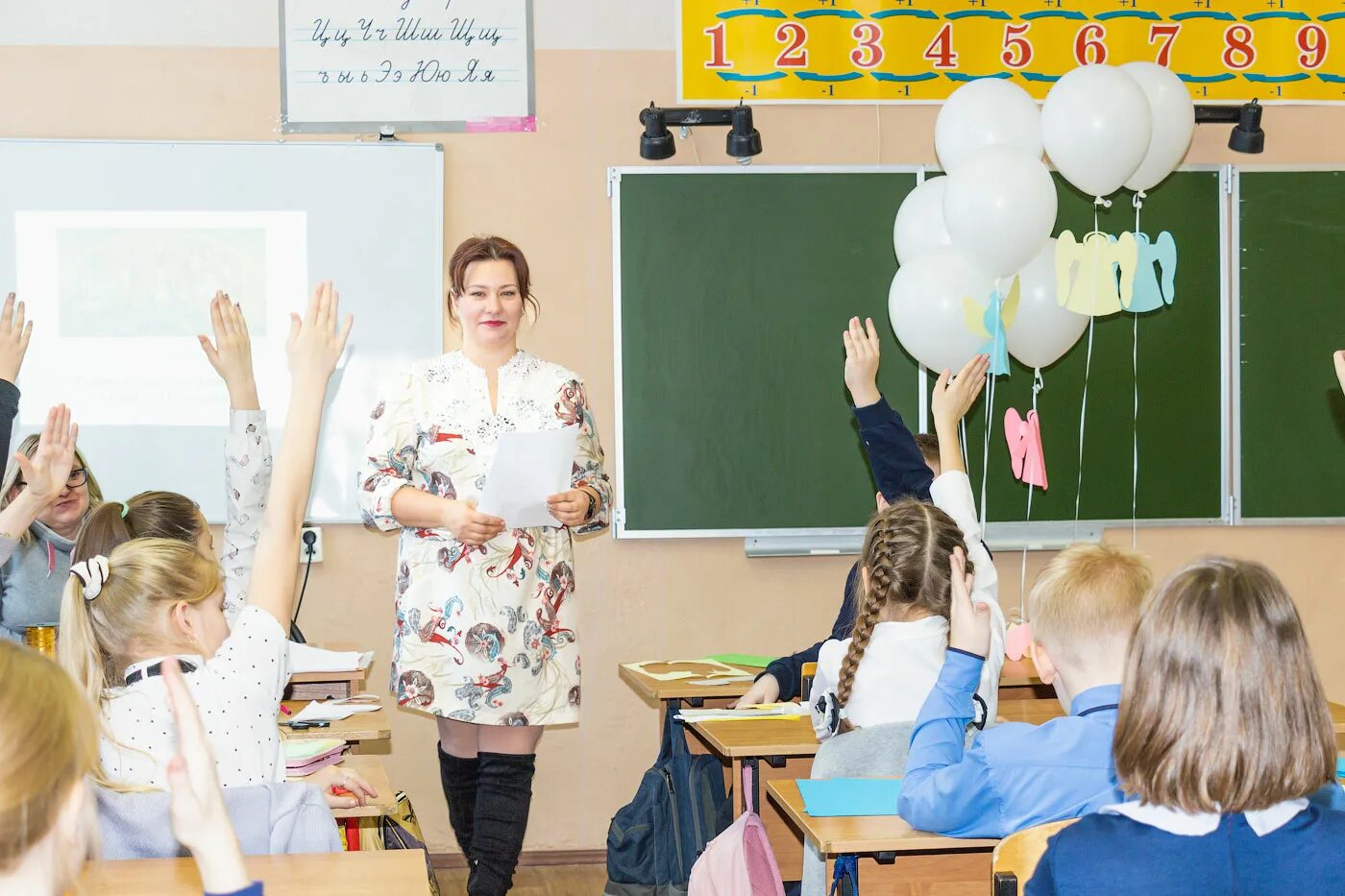 Учитель по призванию. Учитель это призвание. Педагог это призвание. Преподаватель это призвание. Педагог не звание педагог призвание.