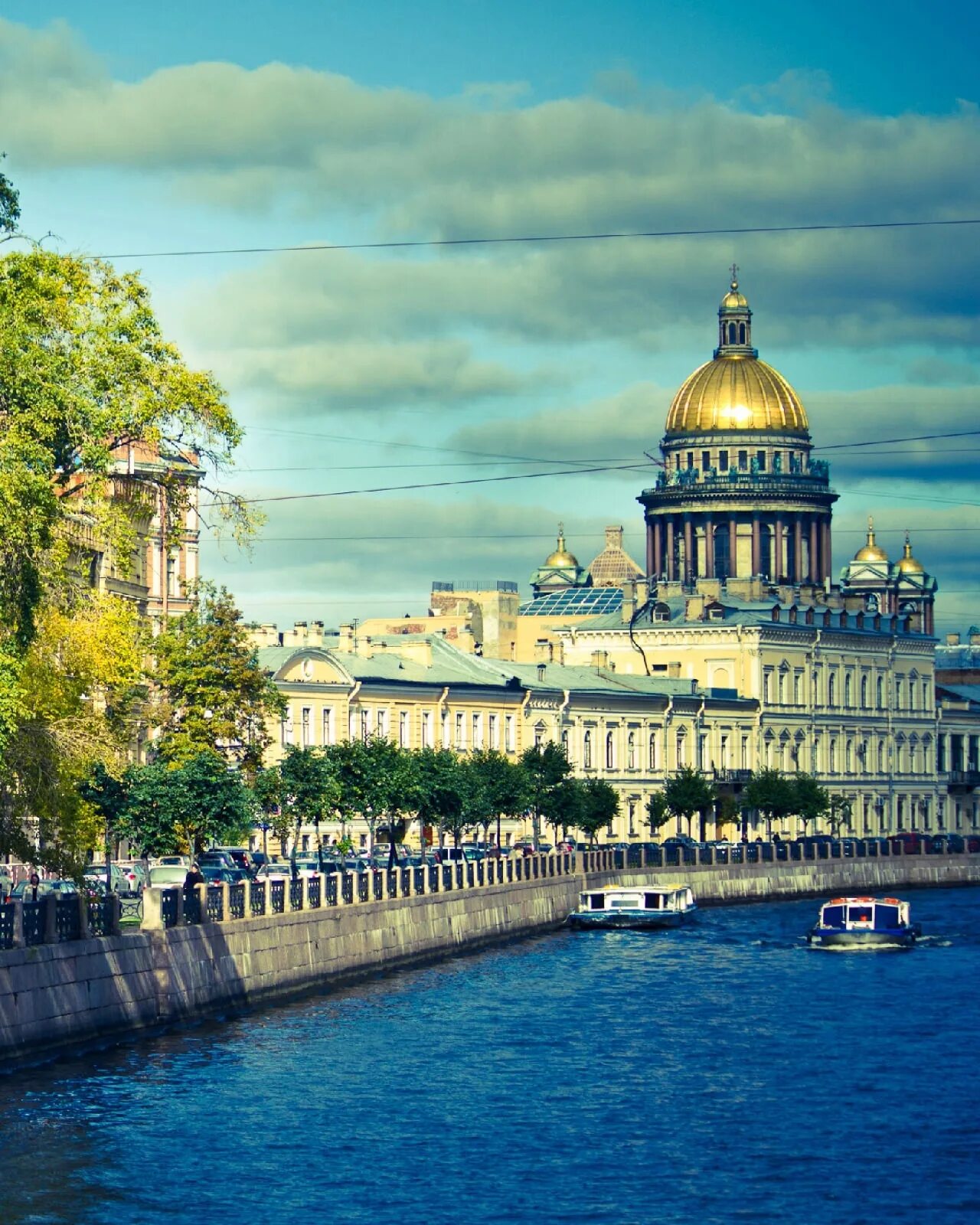 St Petersburg. Санкт-Петербург лето. Фотообои с видами Санкт-Петербурга.
