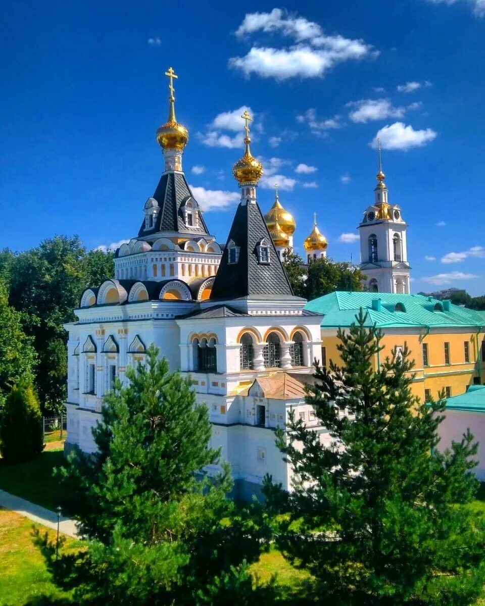 Город на дмитровском. Дмитровский Кремль в Дмитрове. Дмитров Кремль. Дмитровский Кремль (музей-заповедник).