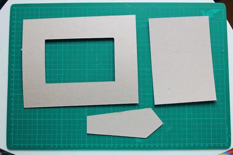 рамка из картона. украшение фоторамки. рамки своими руками в детском саду. проект по технологии фоторамка. творческий проект рамка для фотографии.