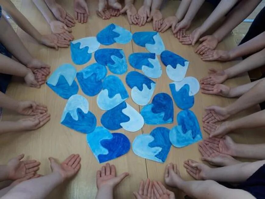 синий день в детском саду. день голубого цвета в детском саду. день синего цвета в детском саду. день синего цвета в подготовительной группе. синий день в детском саду.