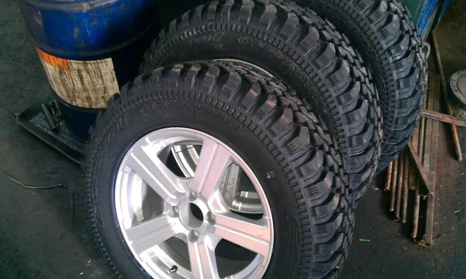 Кордиант офф роуд 205/70 r16. Кордиант офф роуд 2 205/70 r15. Cordiant off Road 205/70 r15. 205 70 16 На ниву. Купить шины кордиант r15