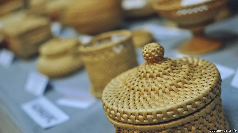 музей дымковской игрушки киров. промысел города киров. вятские промыслы. народные промыслы вятки. промыслы вятского края.