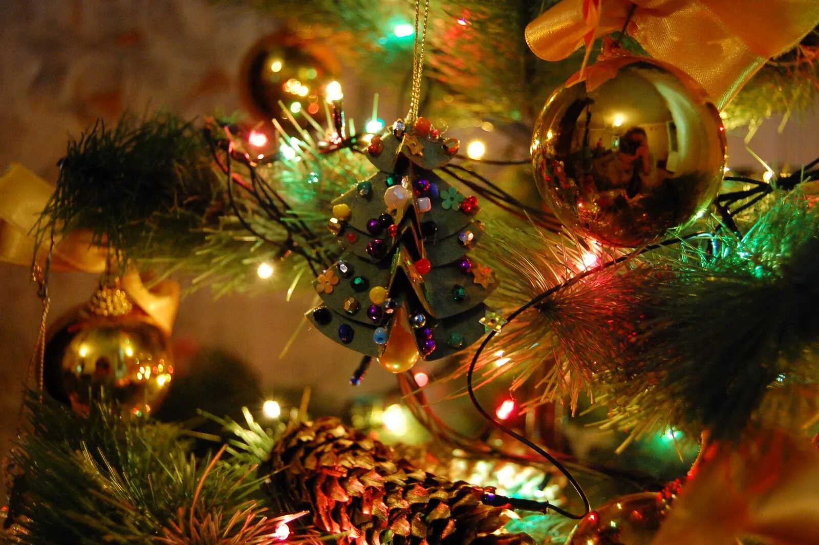 Пришедший новый год. Новогодние обои на рабочий стол. С наступающим новым годом кс. Открытки с новым годом и рождеством. Пришедший новый год.