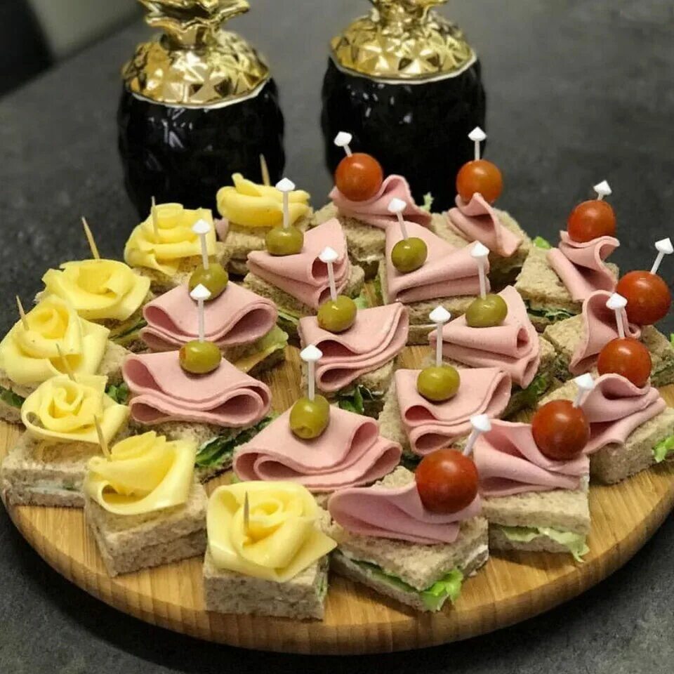 канапешки. канапе для фуршета. фуршетные закуски на праздничный стол. закуски на праздничный стол. закускинапраздничныистол.