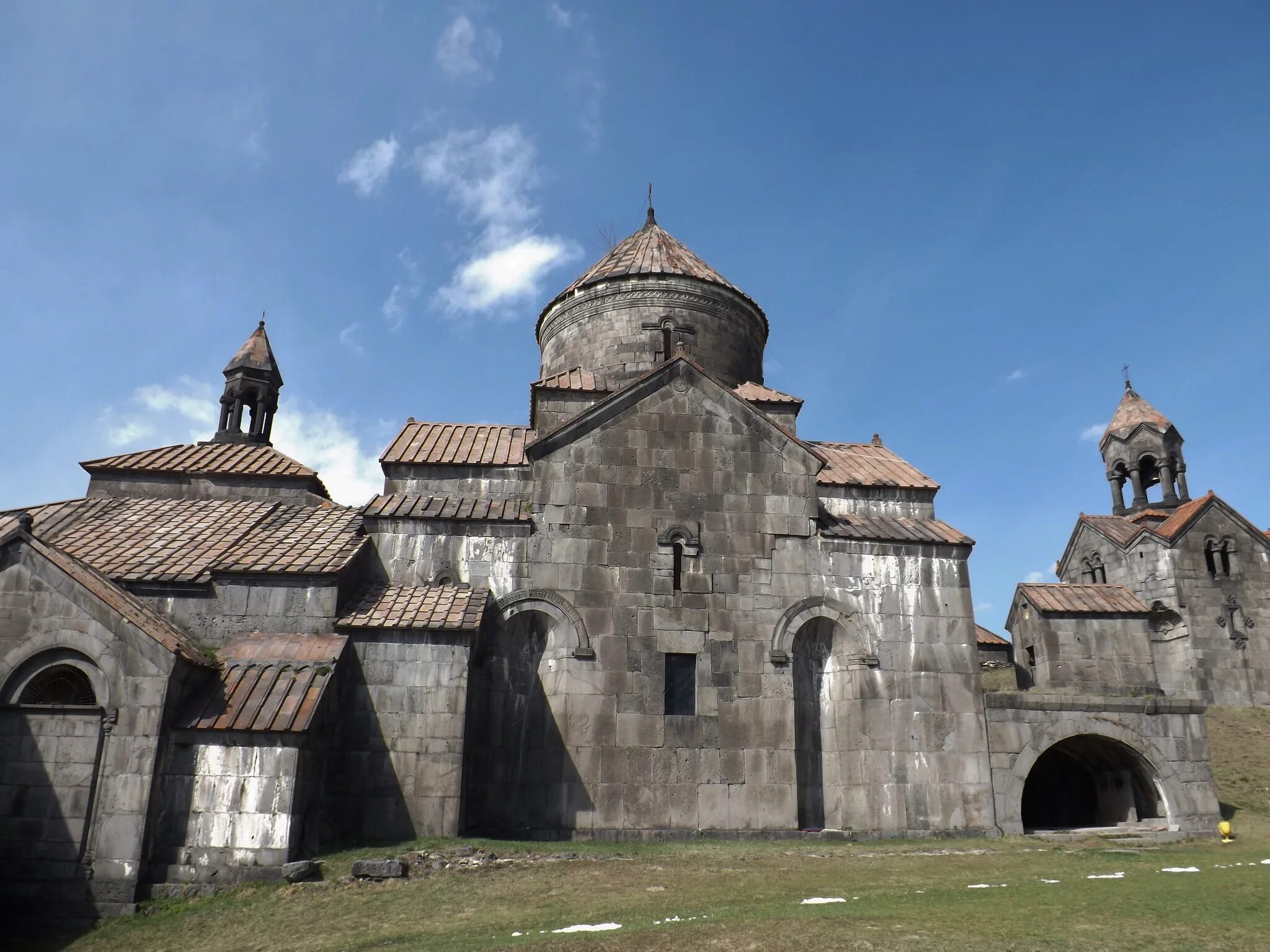 File:Վանական Համալիր Հաղպատ 003.jpg - Wikipedia