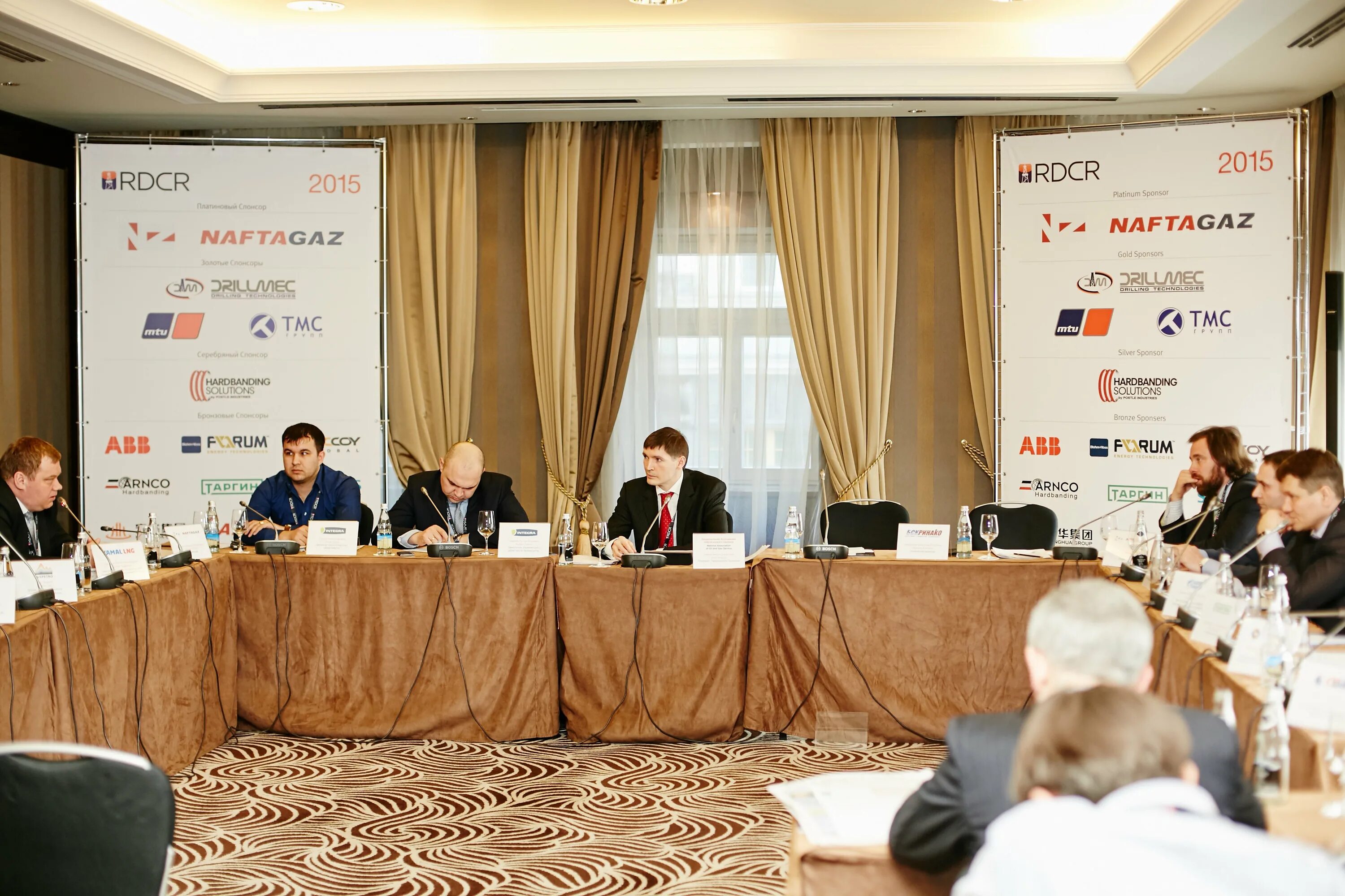 Ооо рн бурение логотип. Рн-уватнефтегаз круглый стол. Нефтезавод в туапсе роснефть. Ооо «рн-шнльф арктика" логотип. Рн эксплорейшн.