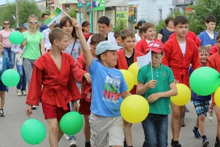 Новосибирск татарск на сегодня. Татарск город люди. Фото людей в городе Татарска на празднике. Г Татарск новости дня. Погода в Татарске на 10 дней.