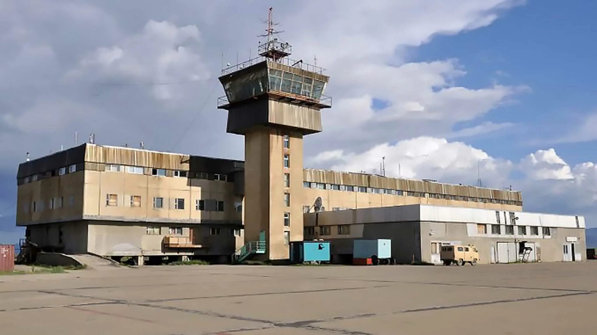 Тобольск аэропорт ремизова. Аэропорт ремизов. Тобольск аэропорт ремизова. Новый аэропорт тобольск. Томский аэропорт томск.