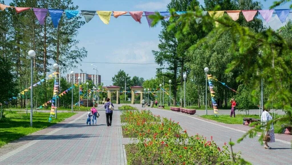 Парк сибирь омск. Парк сибирь омск. Омск сад сибирь сад сибирь. Сад сибирь омск фото. Парк сибирь омск.