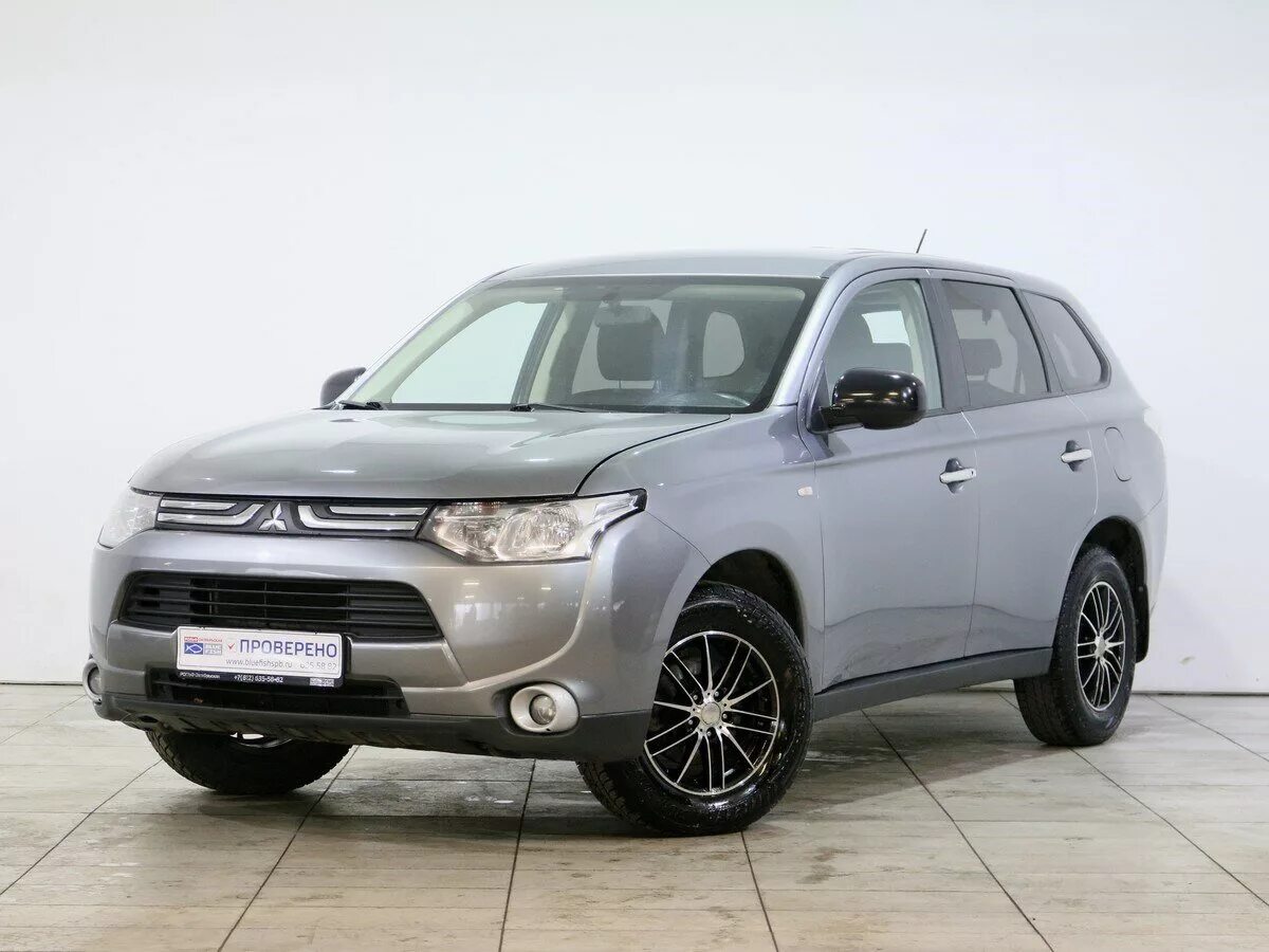 Мицубиси Аутлендер 2012. Mitsubishi Аутлендер 2012. Митсубиши Аутлендер 2012. Mitsubishi Outlander 2012 года.