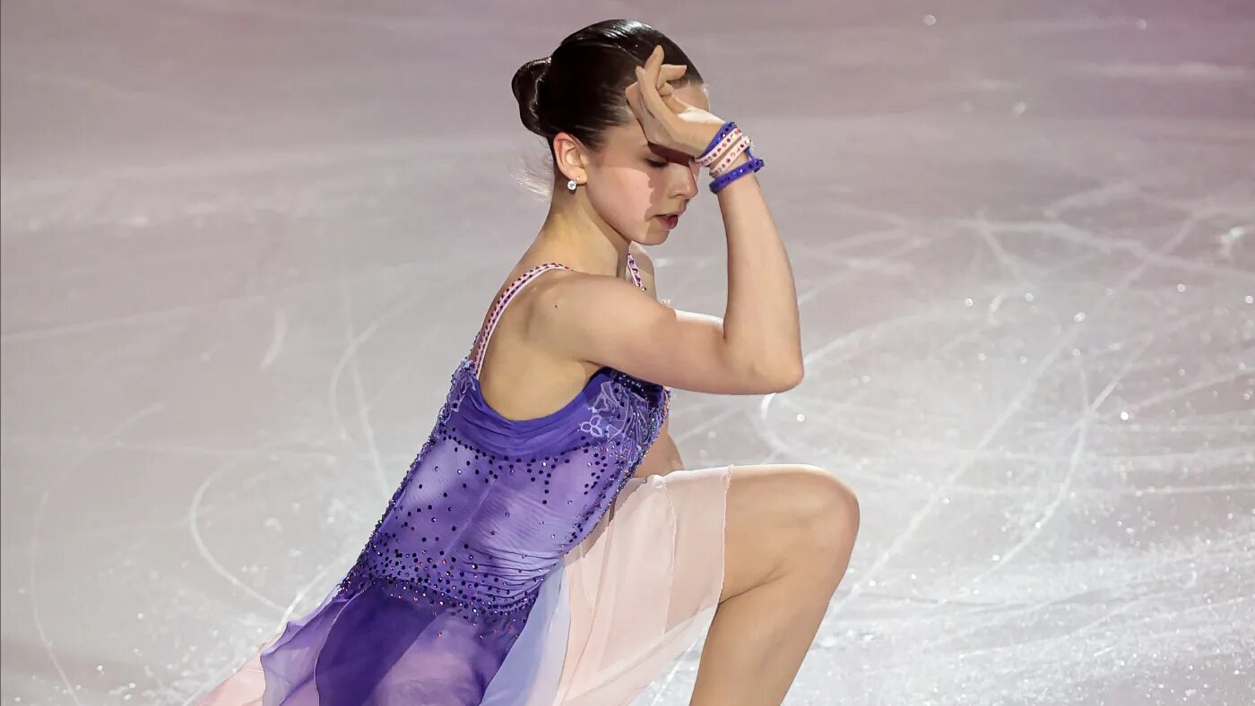 валиева фигуристка лишат золотой медали. валиева лишена всех наград. камила валиева удивилась. валиева фигуристка 2022. медведева 2022 фигуристка.