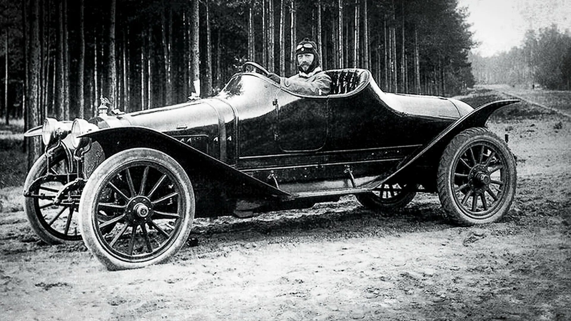 Made car. Руссо-Балт с24/55. Руссо-Балт с24/55 ралли Монте-Карло '1911. Руссо-Балт с-24. Автомобиль Руссо-Балт 1909.