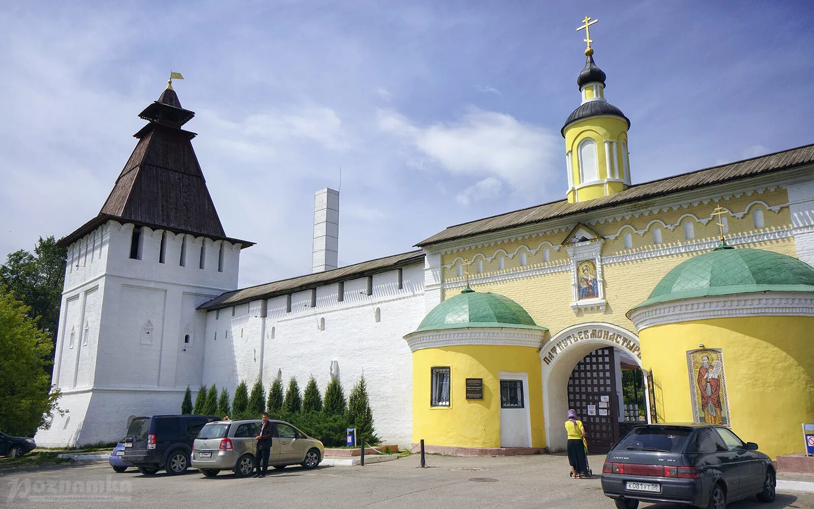 Боровско пафнутьевский монастырь. Пафнутьево-боровский монастырь боровск. Боровский монастырь калужская область. Свято пафнутьевский боровский монастырь. Свято-пафнутьев боровский монастырь.