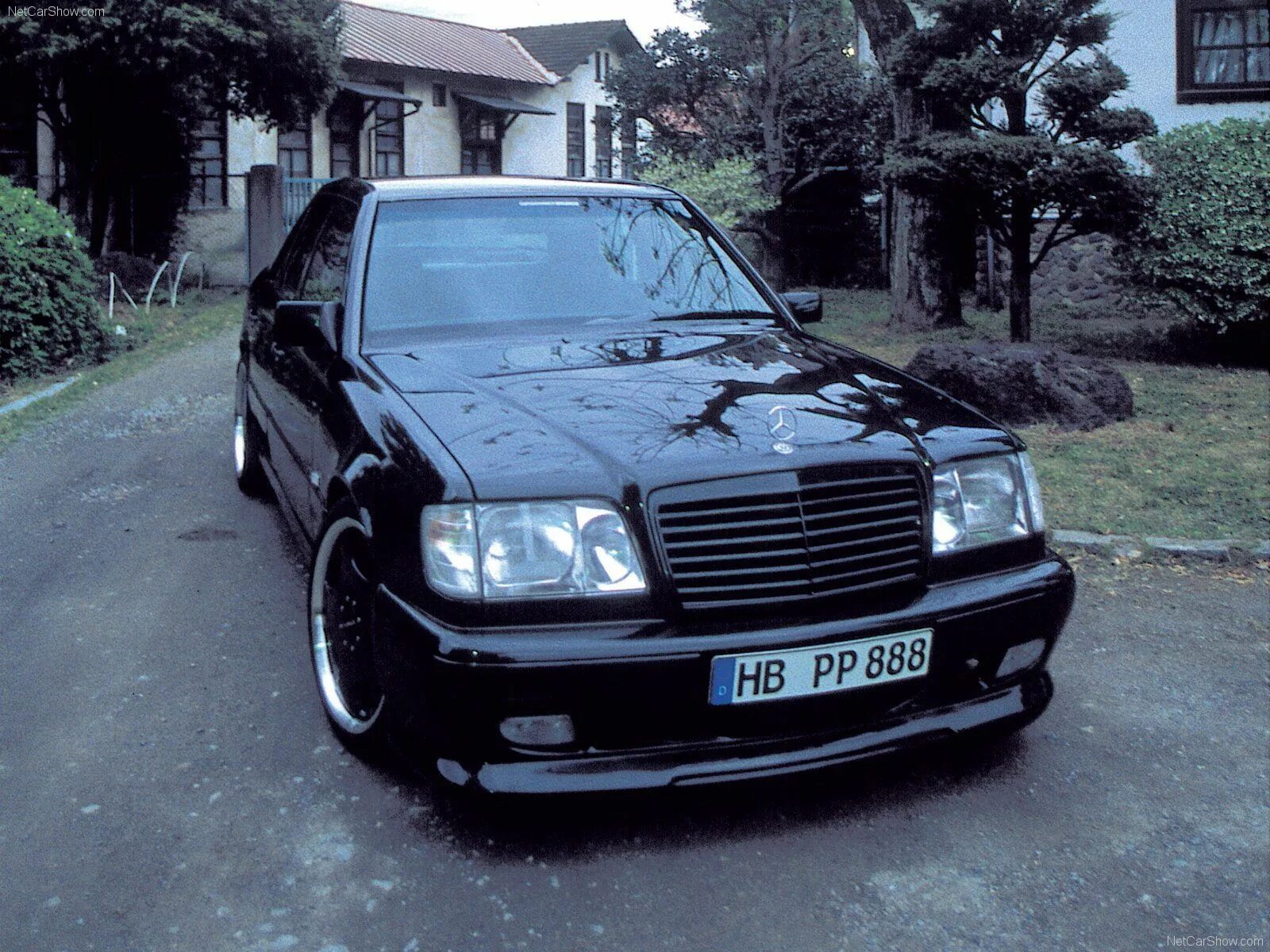 124 mercedes фото. Мерседес w124 amg. Мерседес бенц w124. Mercedes benz e class w124. Mercedes benz w124 e500.