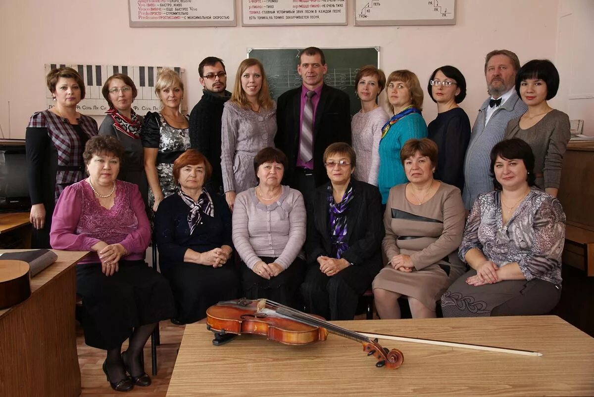 стих для учителя английского. коллегам учителям начальной школы. поздранияс дней учителя. пожелания молодым учителям.