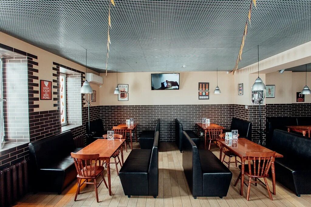 улица кирова ресторан. ленина 88 киров. бар депо киров. ресторан бохо киров герцена 15. ресторан центральная гостиница киров.