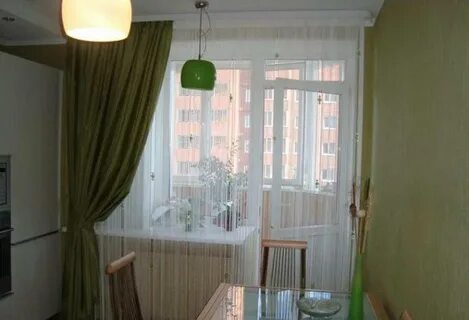 Дизайн кухни с балконным окном