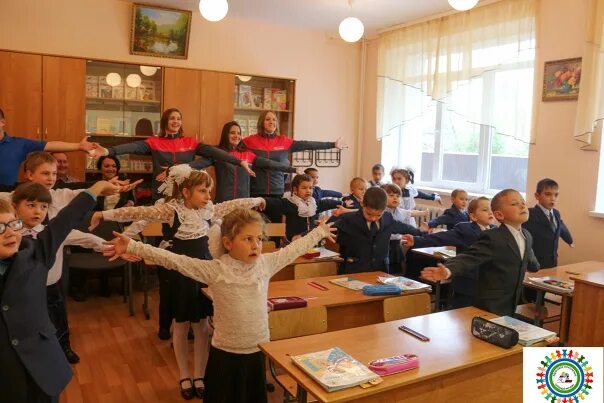 Школа в Прибельском. Прибельский Кармаскалинский район. Прибельский, Школьная. МОБУ СОШ С Прибельский.