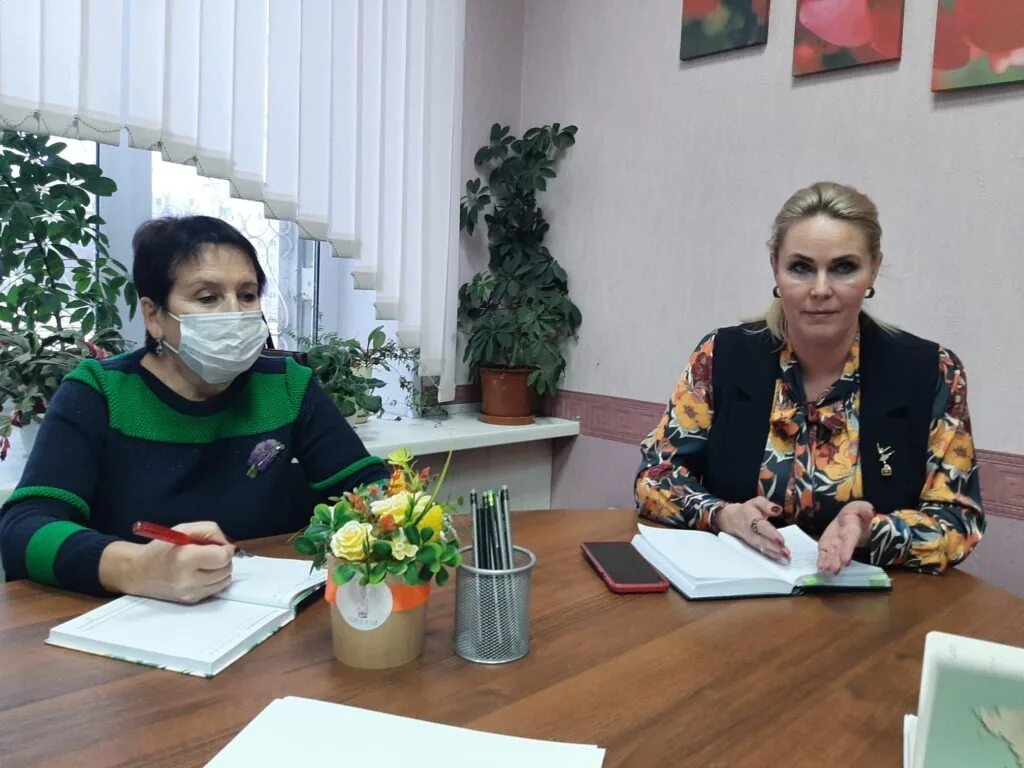 Управлении образования мэрии череповца. Коллектив управления образования.