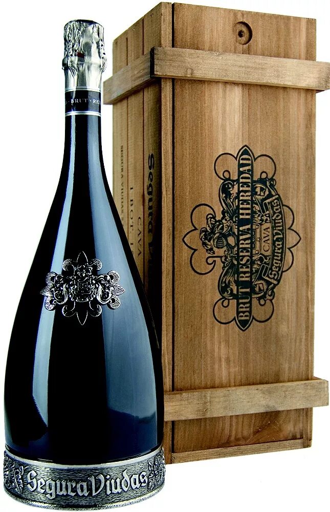 Купить шампанское 1.5. Шампанское Сегура Виудас брют. Segura Viudas Cava Brut reserva Heredad, in Wooden Box. Игристое вино segura Viudas Cava Brut reserva 1.5 л. Игристое вино Cava брют Испания.