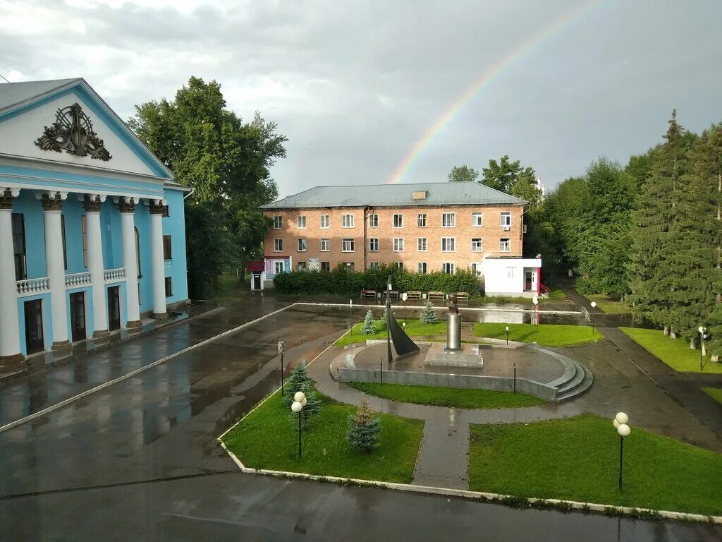 Поселок новая согра усть-каменогорск. Поселок новая согра усть-каменогорск. Усть каменогорск набережная. Согра усть каменогорск. Усть-каменогорск дом культуры.