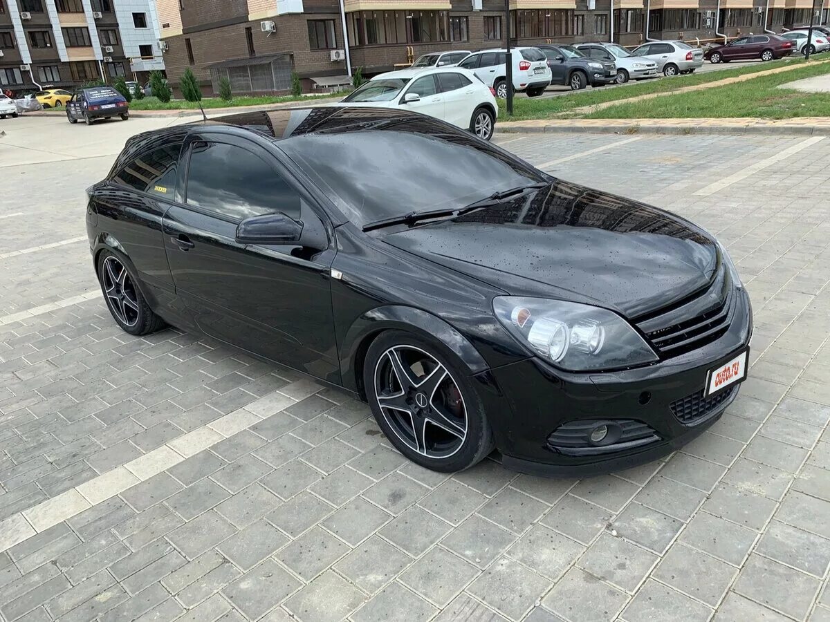 Opel astra черный. Opel Astra GTC 2008 черная. Opel Astra h GTC 2008. Opel Astra h GTC черная.