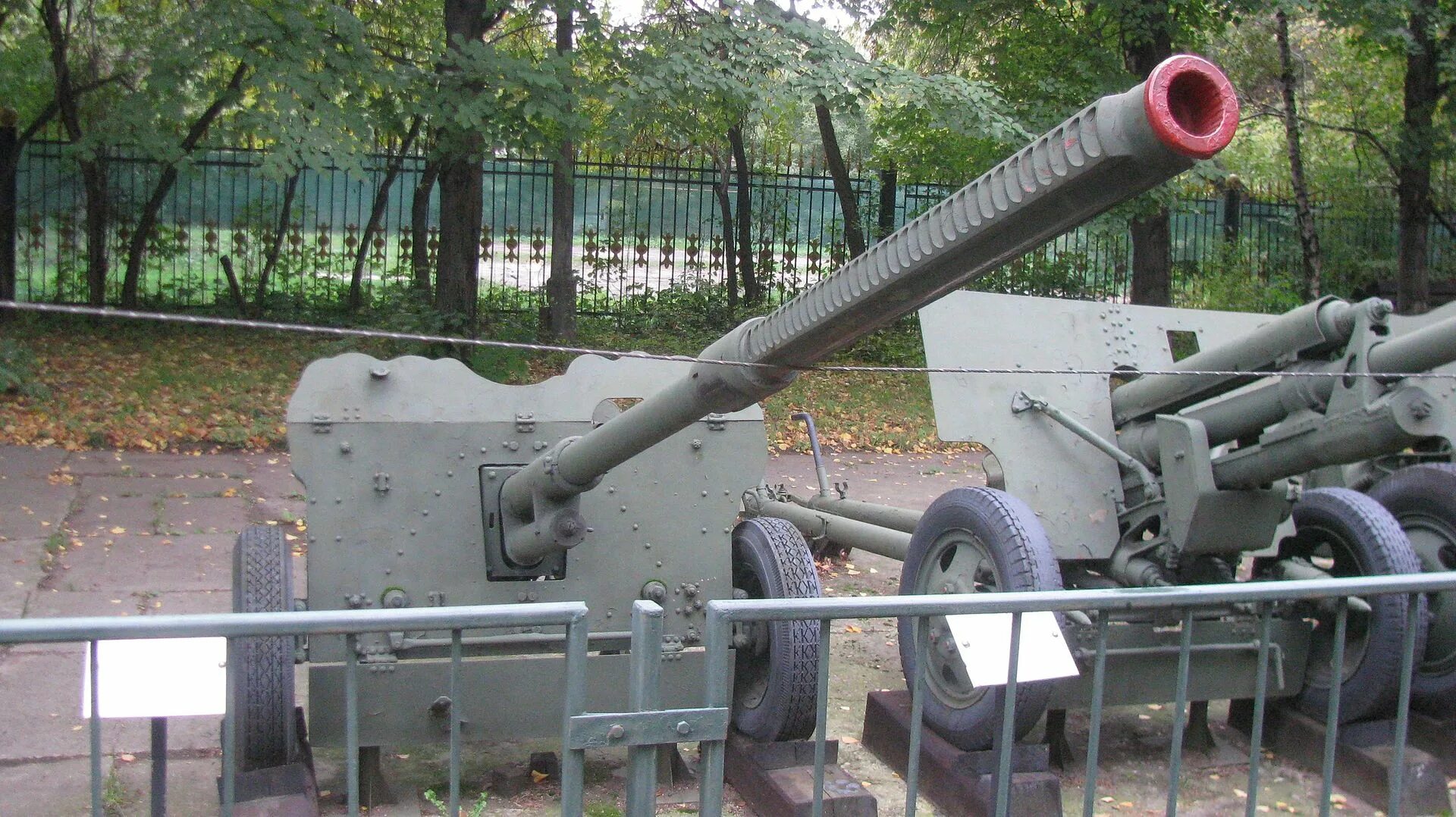 57-Мм противотанковая пушка ч-26. Пушка ч 26 57 мм. Пушка м51 152 мм. 57 Мм противотанковая пушка.