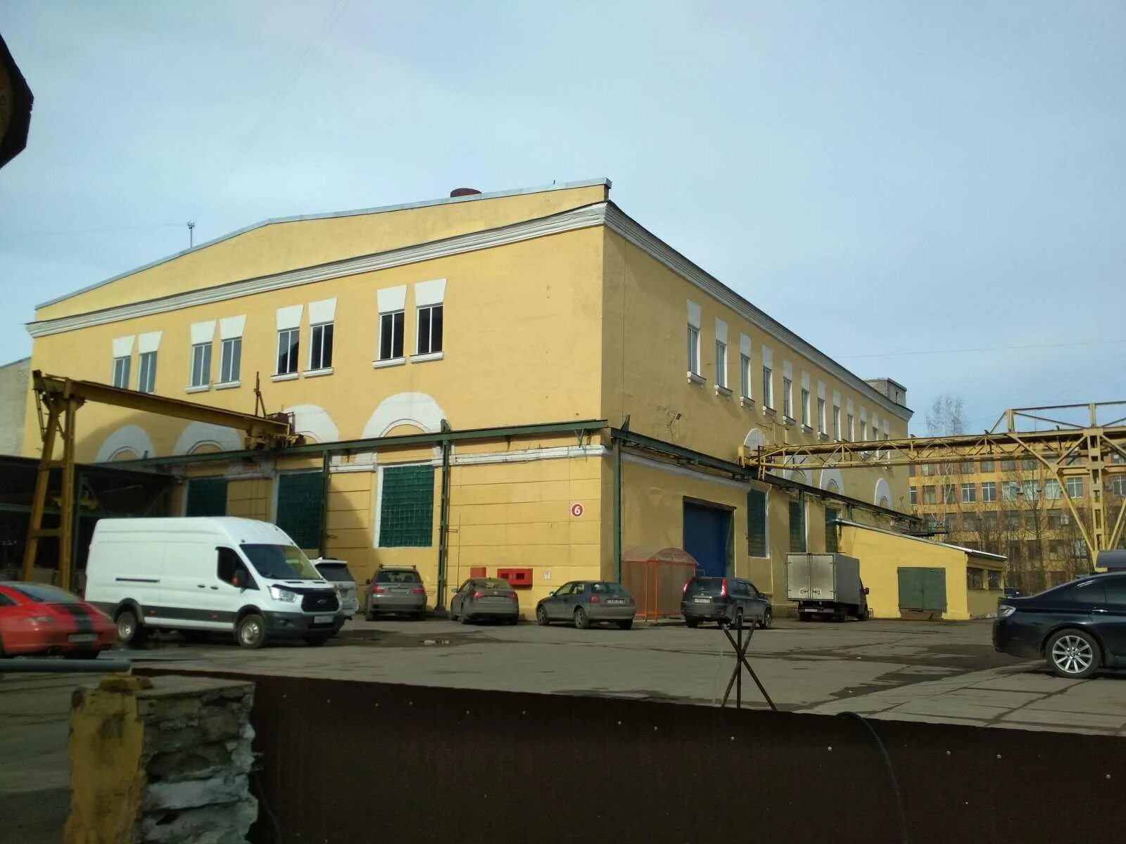 Спб ул газовая 10. Газовая улица 10 санкт-петербург. Лофт на газовой 10. Газгольдер на газовой улице. Газовая 10 санкт-петербург.