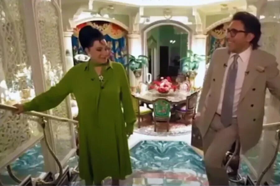 Дом королевы виннер. Дом виннер. Дом виннер. Дом виннер усмановой. Дом виннер усмановой.