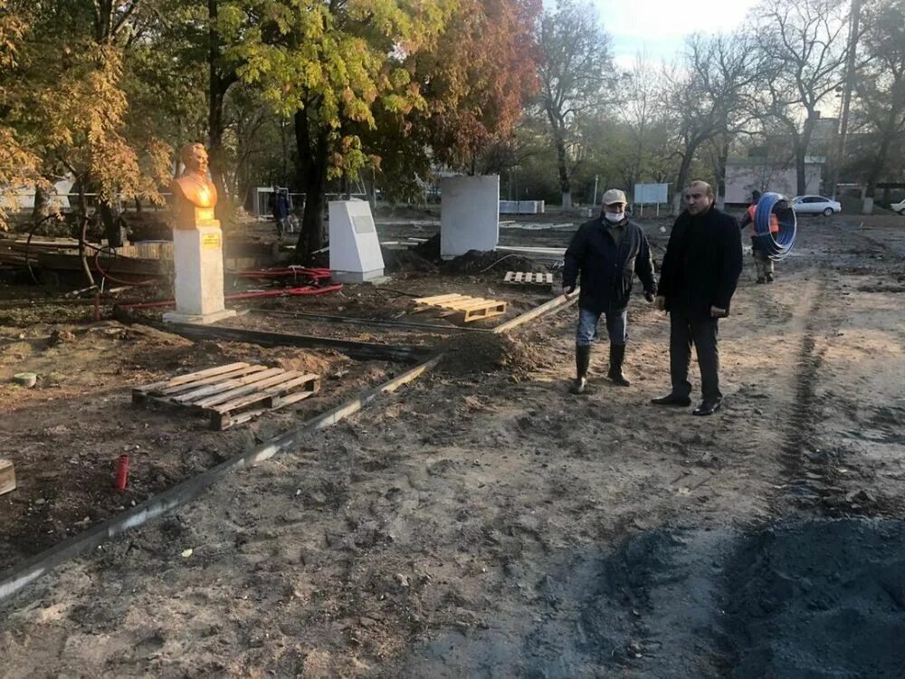 Гвардейское (симферопольский район). Гвардейское симферопольский памятники. Пгт гвардейское симферопольского района. Погода гвардейское симферопольский. Погода гвардейское симферопольский.