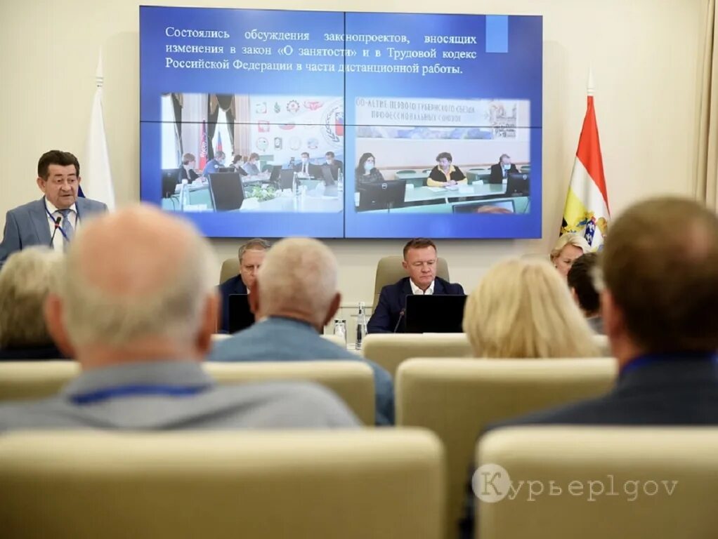 Курск опыт работы. Луганский электроаппаратный завод. Школа 60 фото. Курск опыт работы. Совет отцов железногорск курская область.