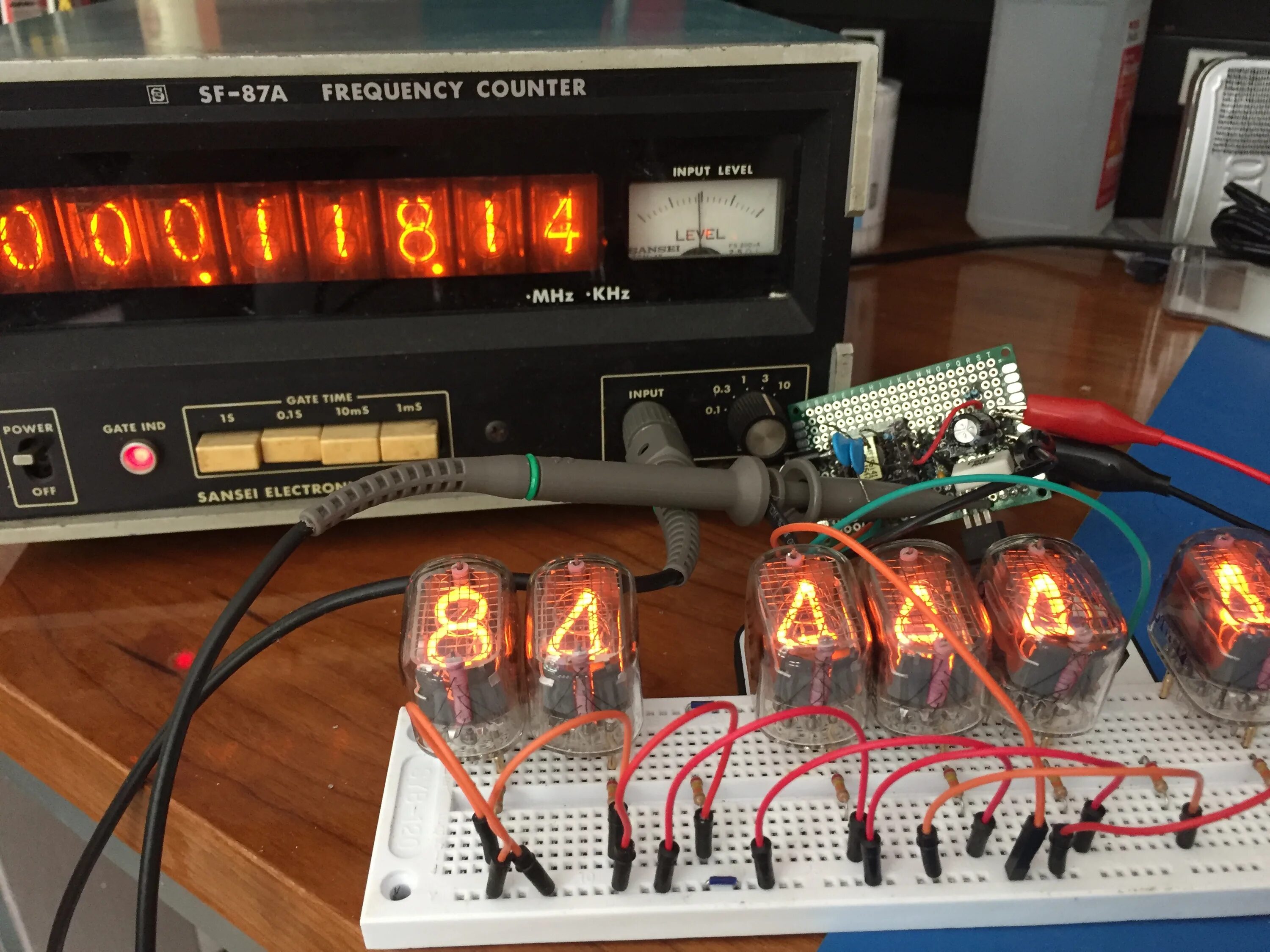 Частотомер fca3000/3100 tektronix. Измеритель rlc акип-6108. Frequency counter crystal tester. Частотомер электронно-счетный акип-5102. Frequency counter.