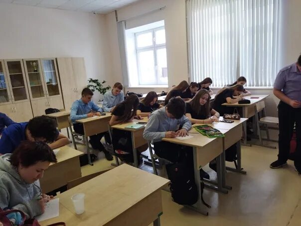 Мне повезло с учителями огэ. Огэ на педагог. экзамены в 9 классе в 2025. школа 72. огэ 2025.