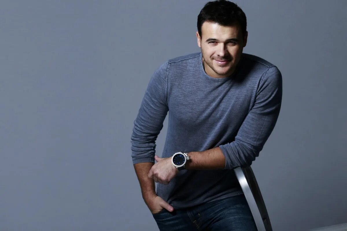 эмин агаларов. эмин агаларов автограф. певец эмин агаларов фото. Boomerang перевод. перевод э м и.