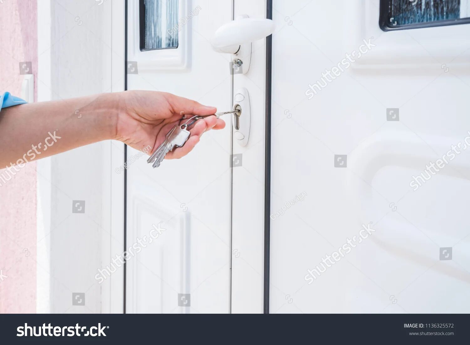 Will i have a key. Girl behind door. the key stretches into the keyhole. how doors are put on inclined walls.
