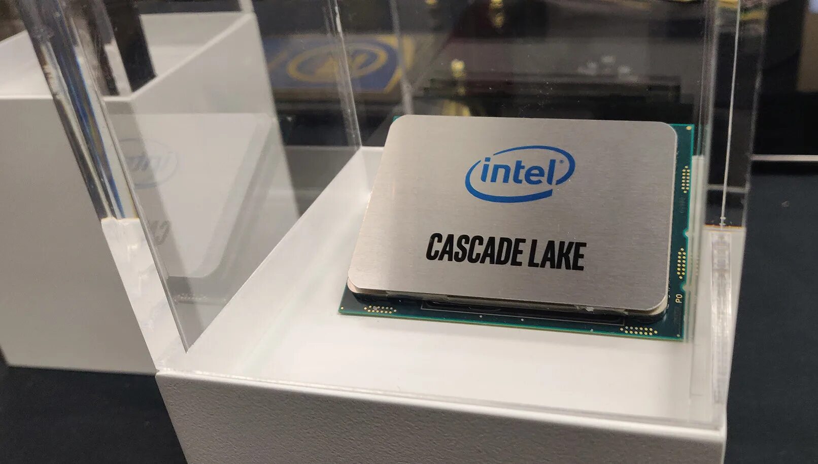 2nd generation intel. Xeon cascade lake. процессор cascade. intel xeon gold. intel xeon platinum 9282.