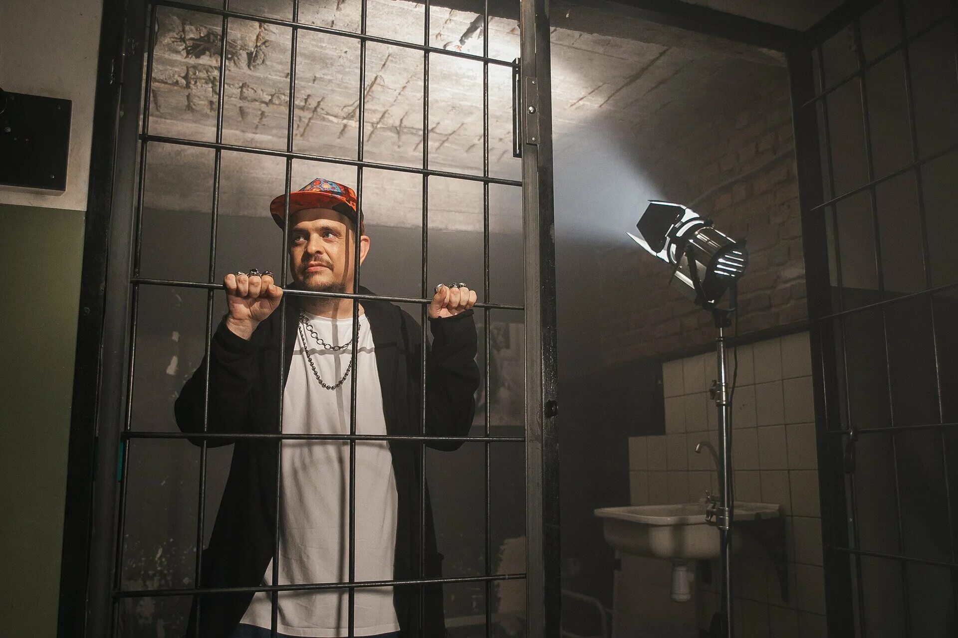 квест тюрьма старый оскол. квест побег из тюрьмы. детектив квест побег из дома. детектив квест побег из дома. прохождение игры красная комната.